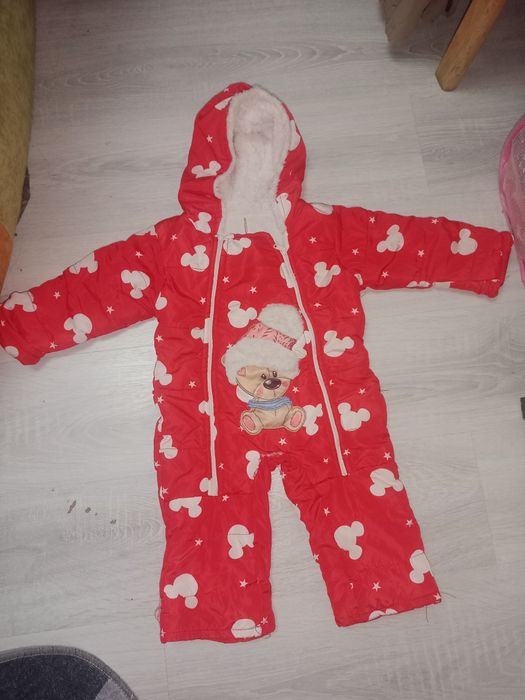 Вещи на девочку комбинезон тройка и двойка на осень и зиму 1-3 годика