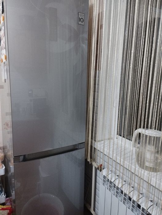 Продам холодильник LG