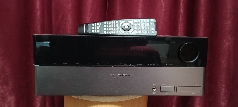 Vând receiver Harman Kardon AVR 160
