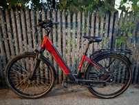 Vând bicicletă electrică
