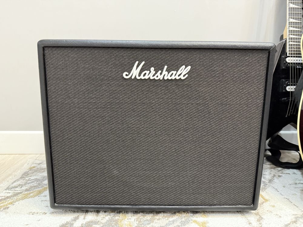 Продаю гитарный комбоусилитель Marshall CODE50