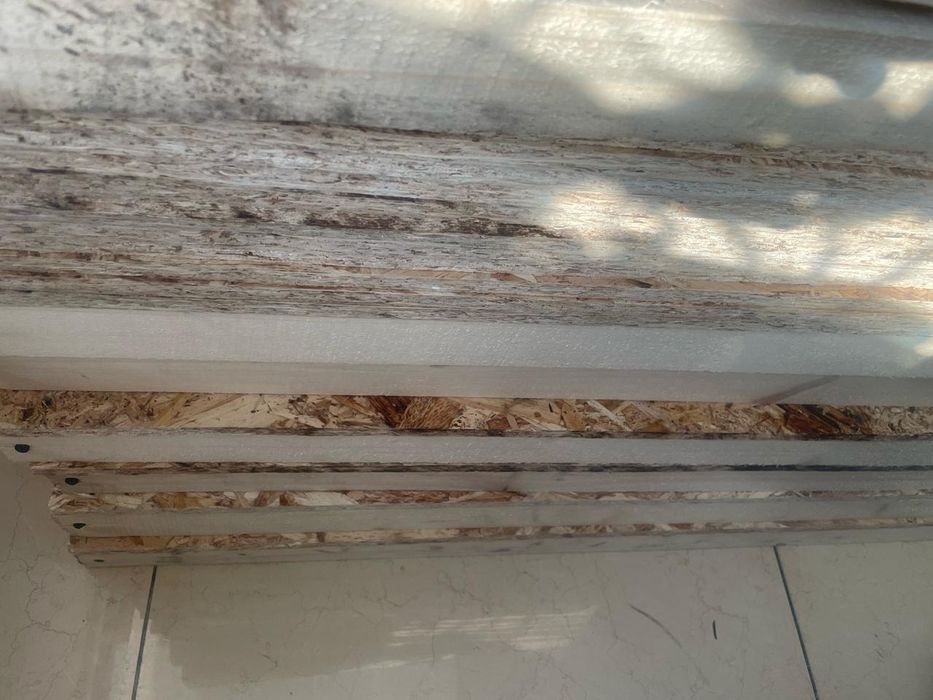 Продам срочно стеллажи