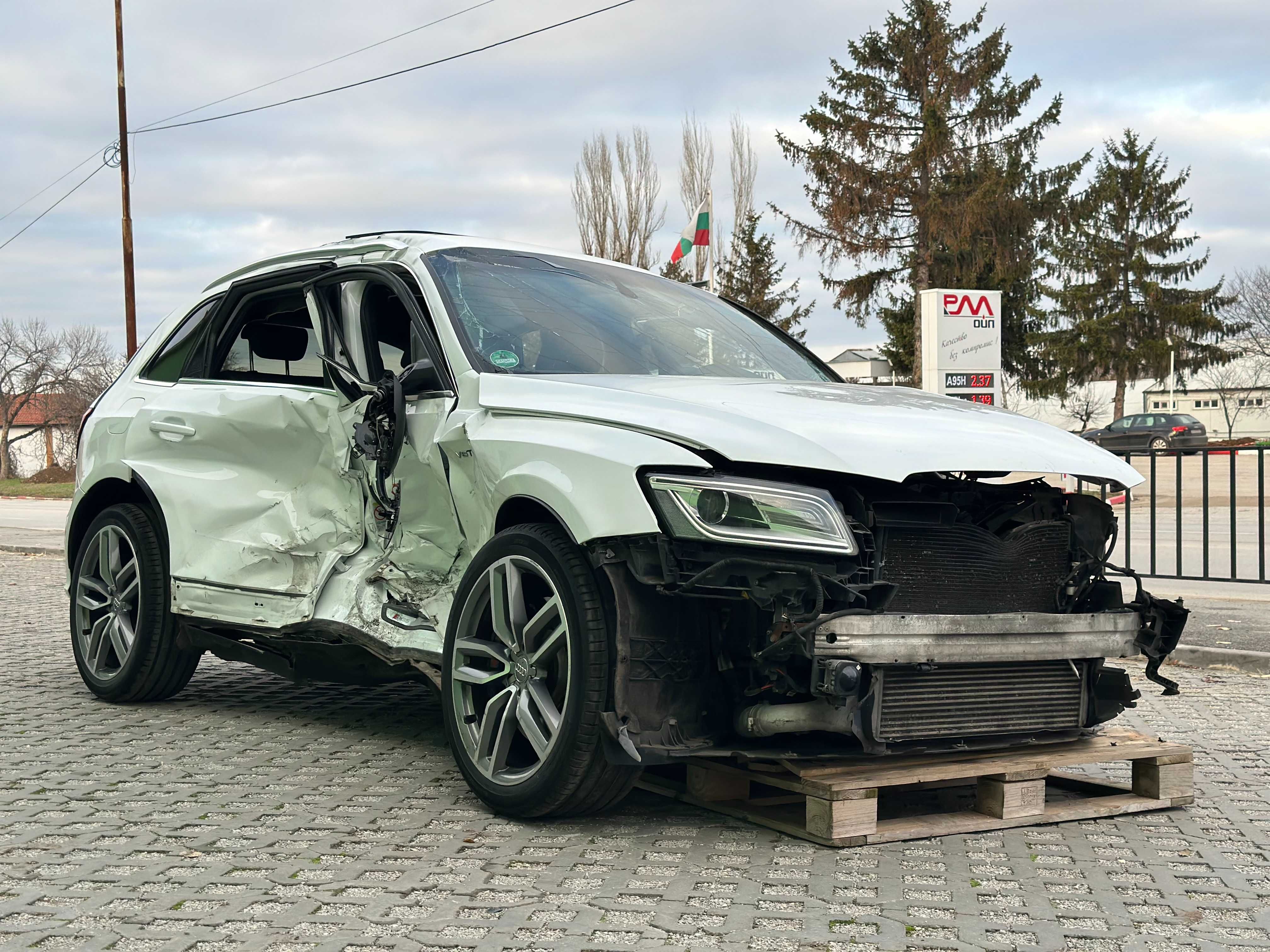AUDI SQ5 3.0BITDI На Части