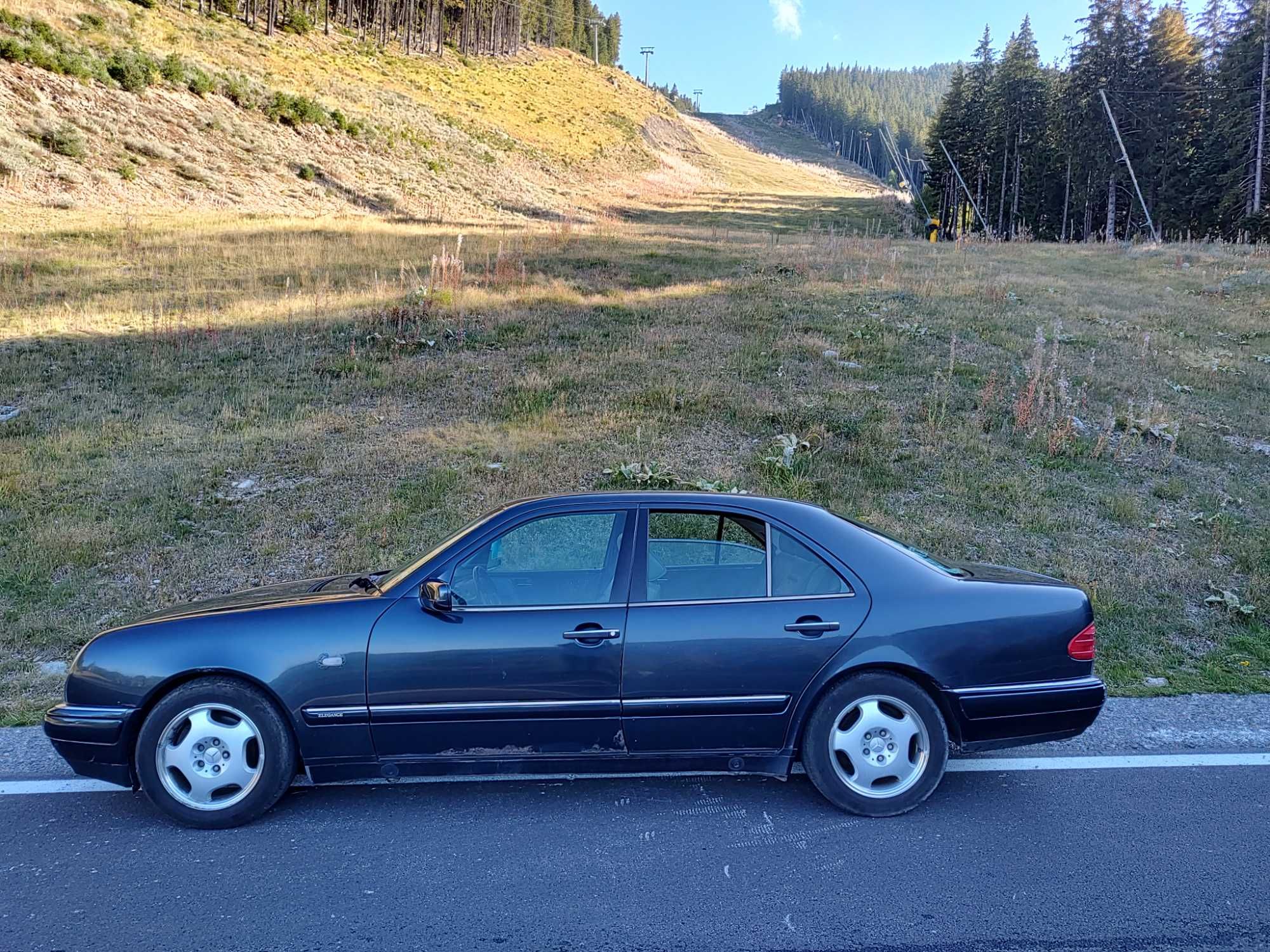 Мерцедес Е класа W 210