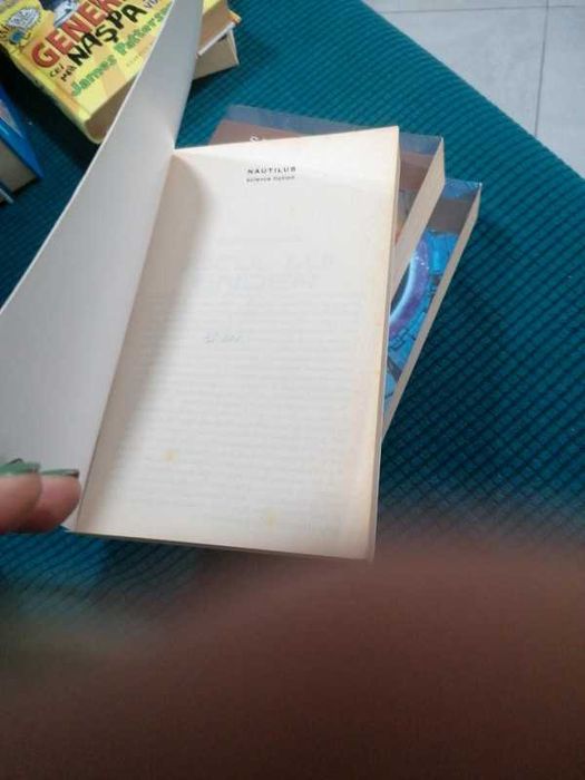 Pachet cărți Orson Scott Card – Jocul lui Ender + Saga Umbrelor