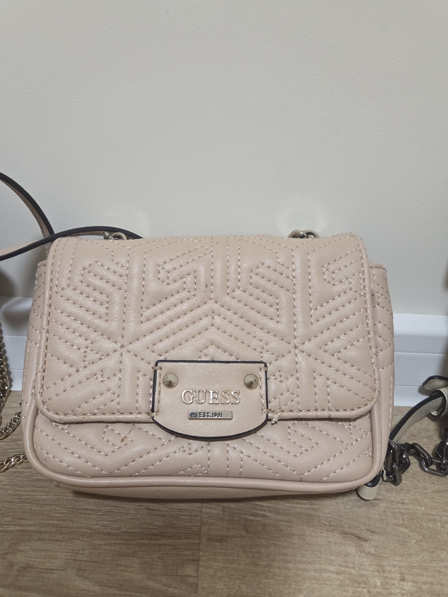 Дамски чанти оригинални Karl Lagerfeld,Guess. Love moschino