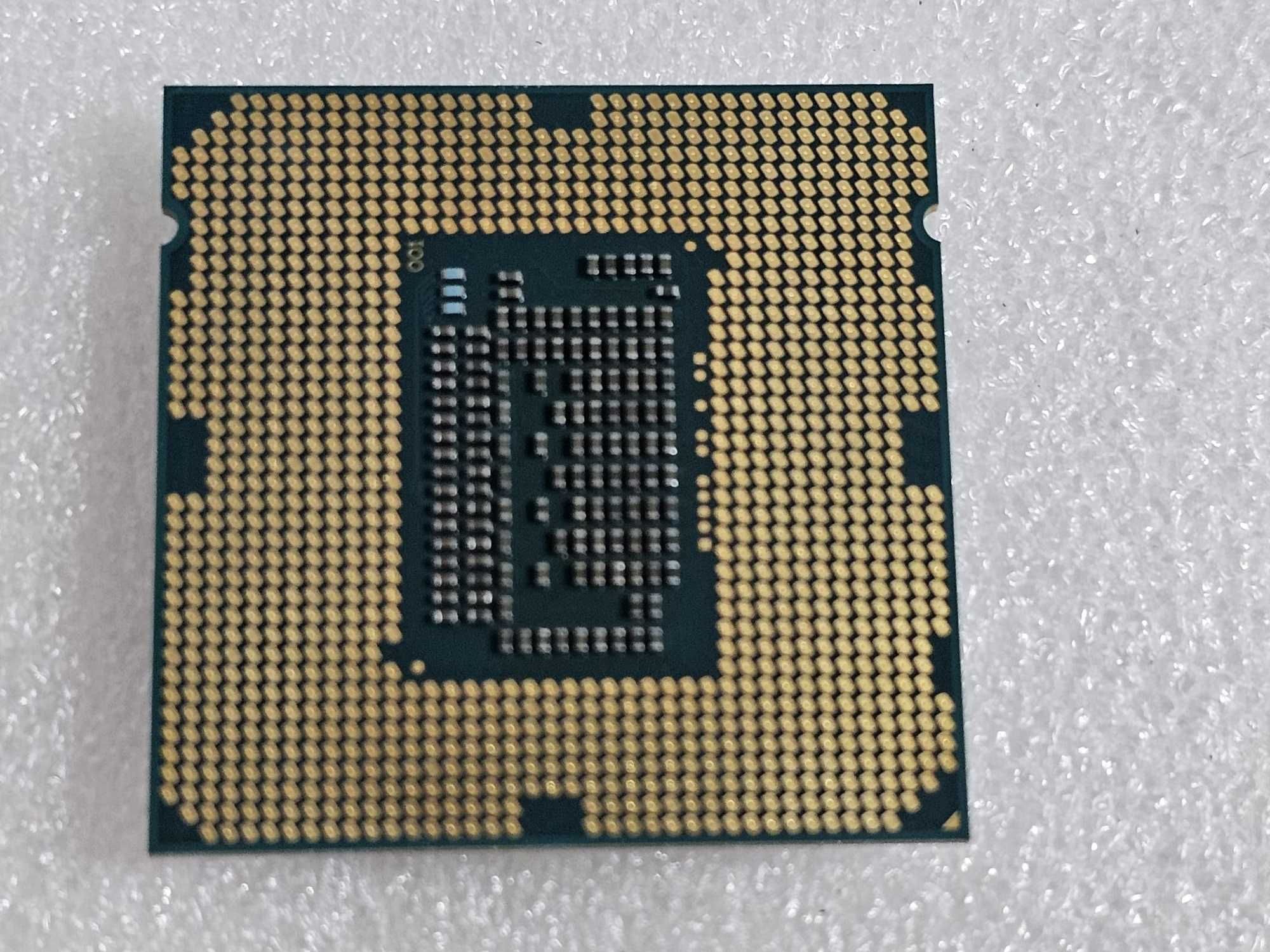 Procesor Intel Core i5 3330, 3.0GHz, 6MB, socket LGA1155 - poze reale