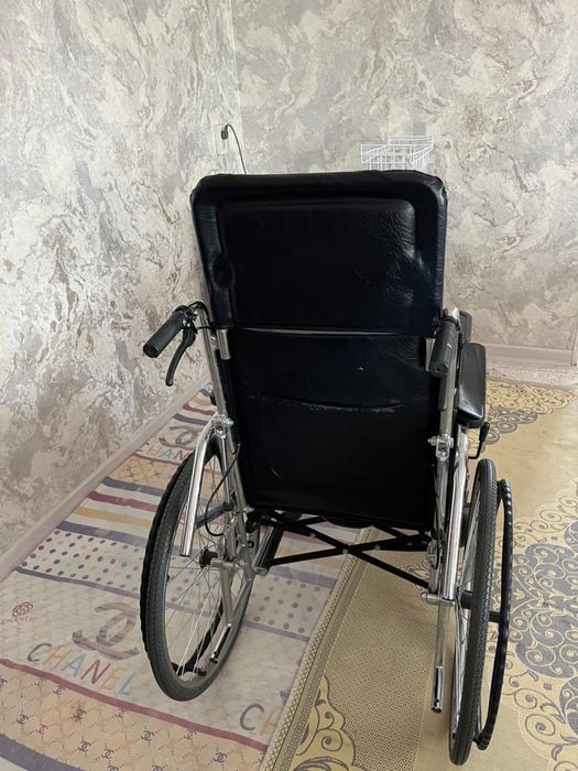 Коляска для инвалидов