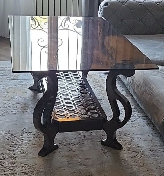 Продам журнальный столик