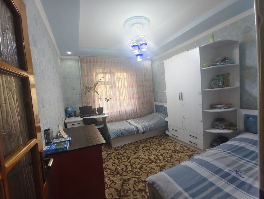 Корасу 6 да 3 хонали квартира Мирзо-Улугбек тумани