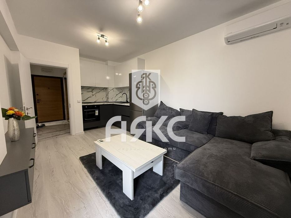 Двустаен апартамент в кв. Малинова долина