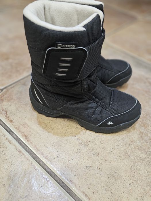 Ghete/ cizme Quechua mărimea 33