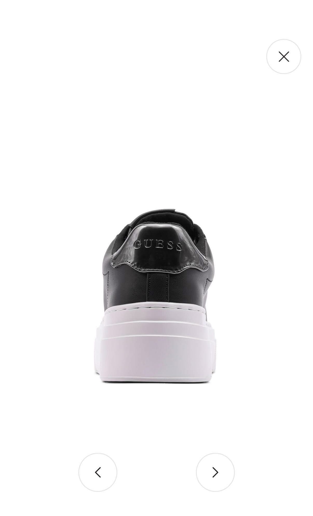 Обувки Guess Ameria