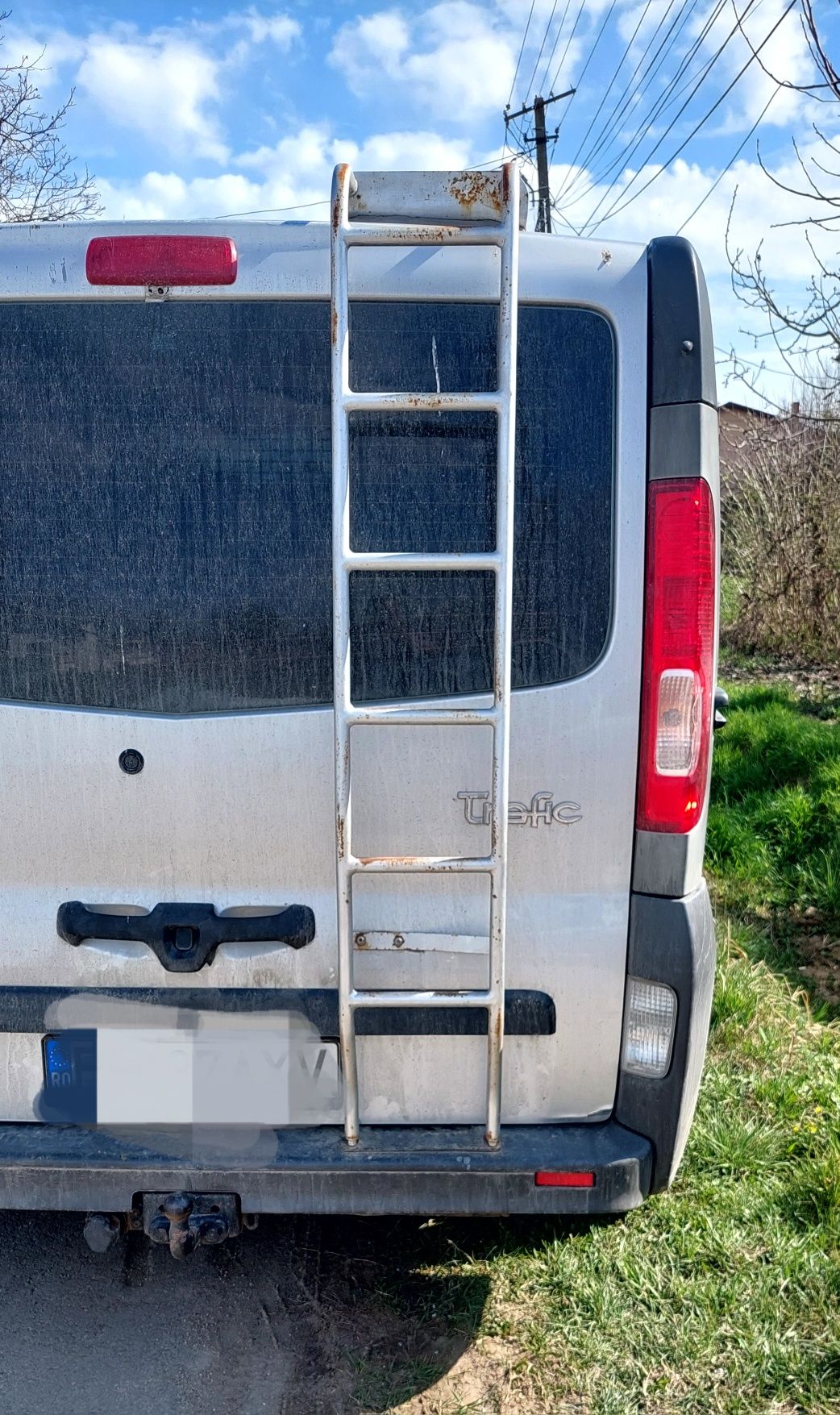 Vând portbagaj Renault Trafic, OPEL VIVARO ,Lung