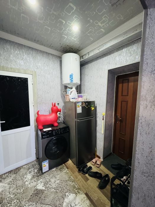 Шахар марказидан квартира сотилади