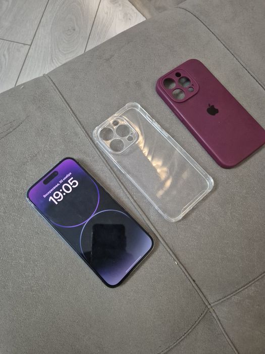 Продам айфон 14 про 256г