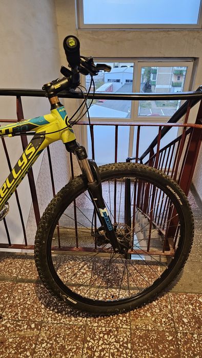 Bicicletă MTB KELLYS