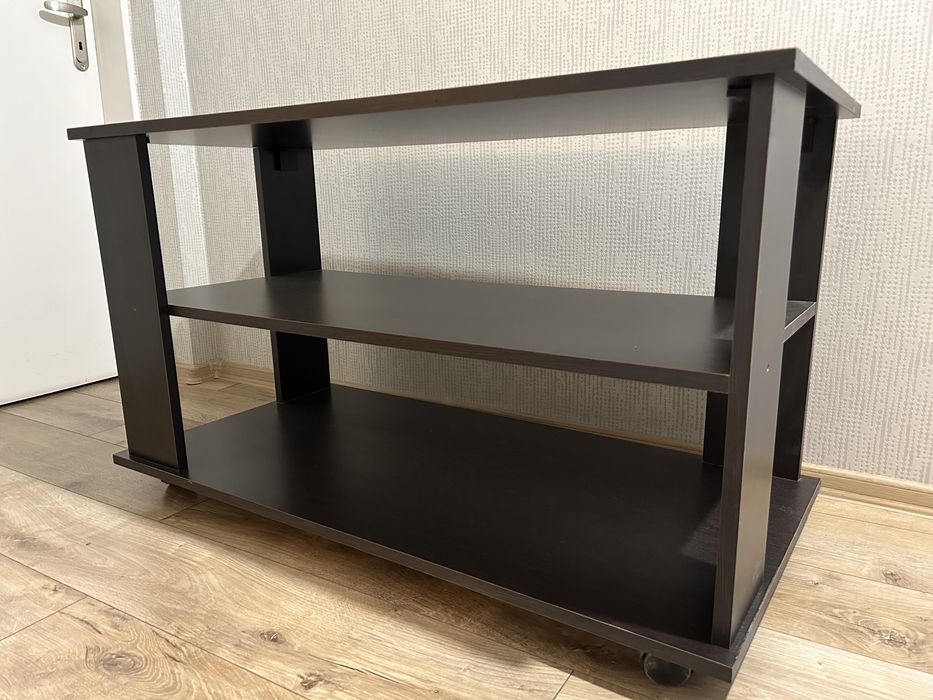 Холна маса, подвижда на колелца