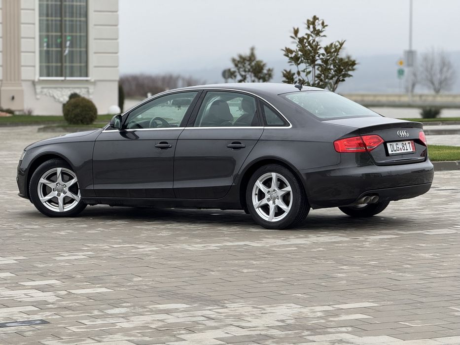 Audi a4 b8 motor 2.0 tdi 143cp an 2009 adus recent din germania