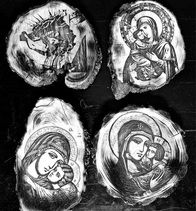 Icoana portret gravat lemn handmade personalizări cadouri marturii