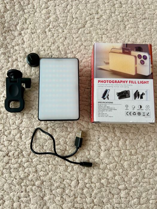 НОВА CAMOLO Selfie Light – 120 LED лампа за телефон, таблет, лаптоп