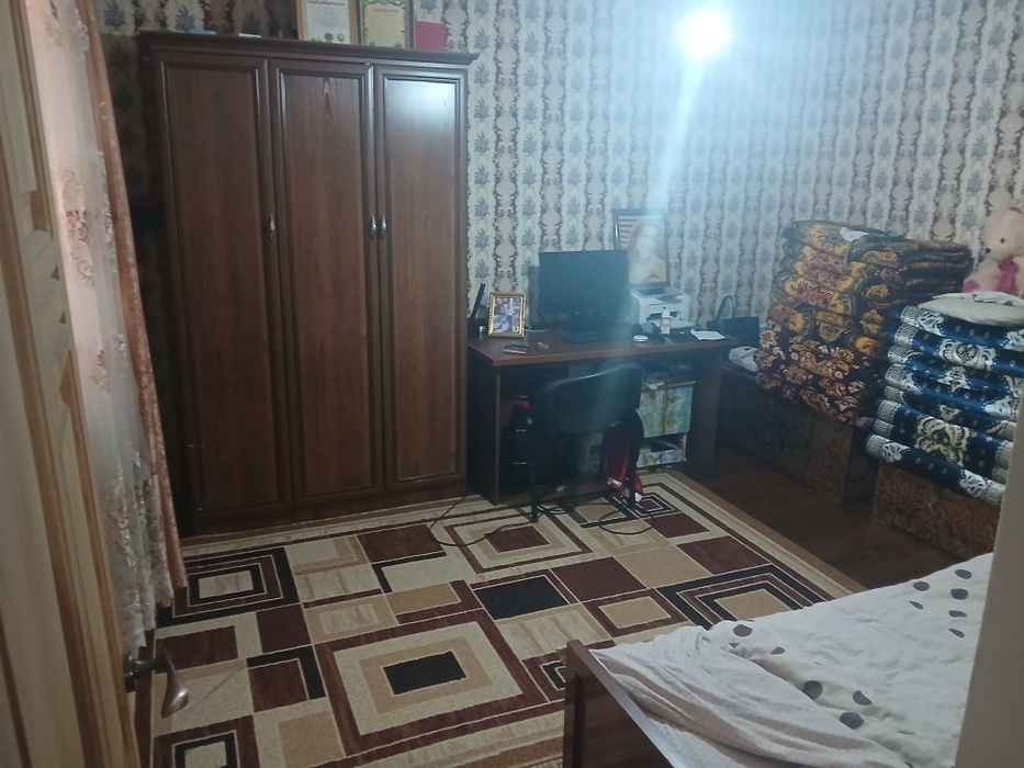 umumiy maydoni 10.89sotox 5 xona +1 ta oshxona  kotta yo'l yaqn