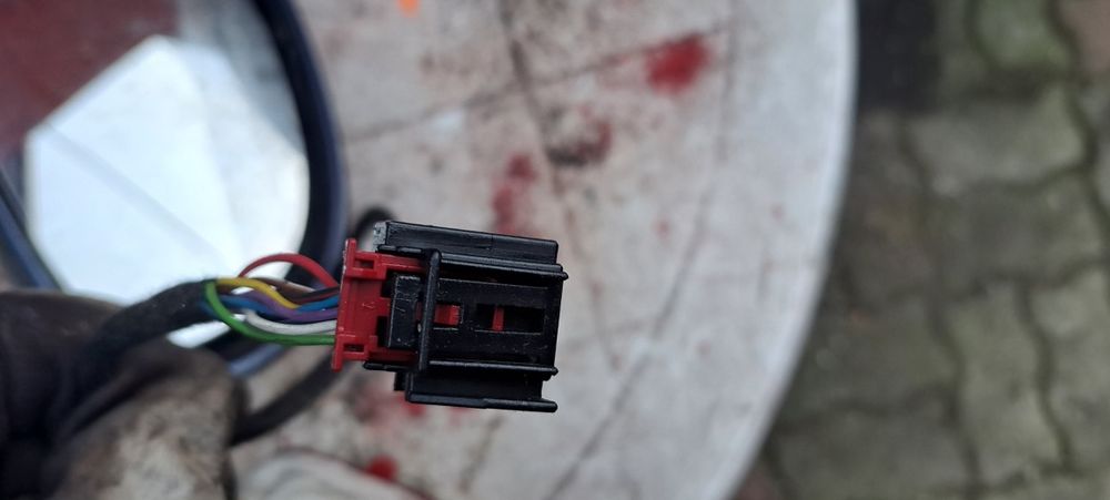 Oglinda dreapta VW Passat B6 cu rabatare electrica