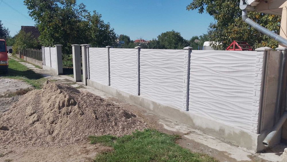 De vanzare gard beton pavele  coame de gard etc