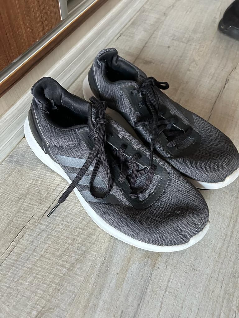 Pantofi sport bărbătești Adidas