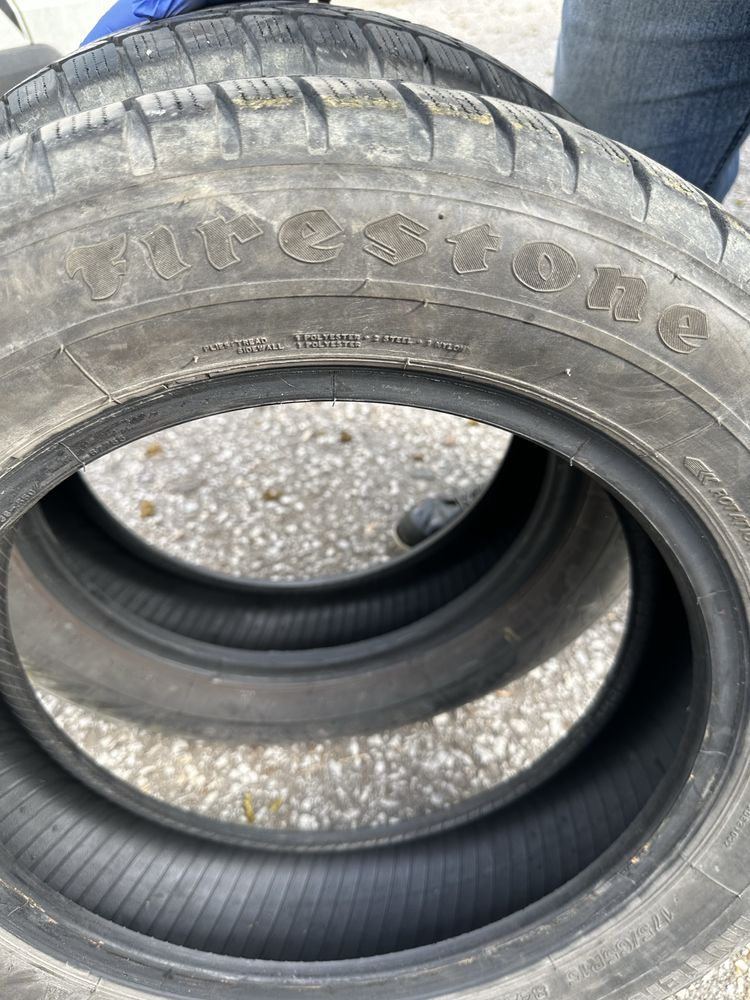 Зимни гуми Firestone 175/65/15 на малко километри