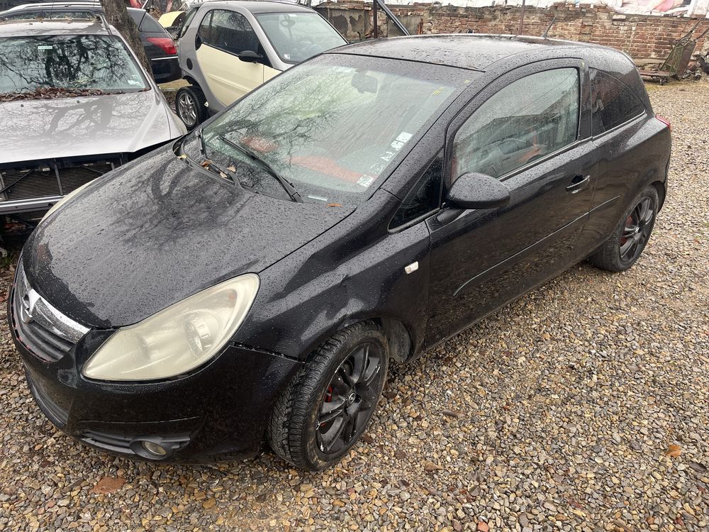 Opel Corsa D на части