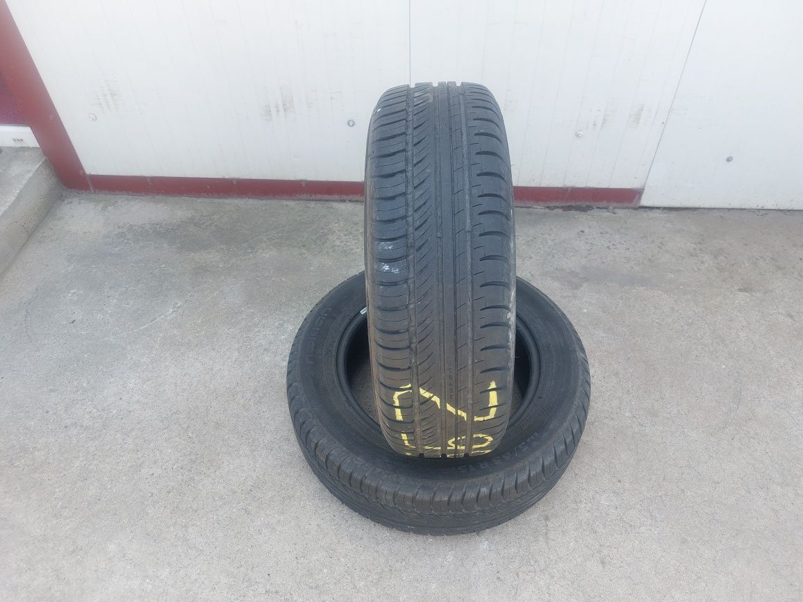 100 lei bucata! Doua anvelope de vara 185 65 15 Nokian