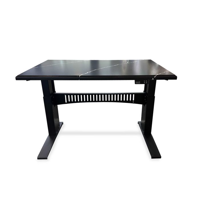 Стол для геймера и работы с рег высотой/Komp o'yinlari, ish uchun stol