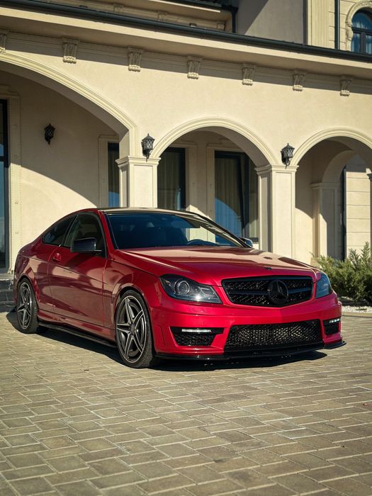 Mercedes-Benz C250 Coupe 7G-Tronic 2012