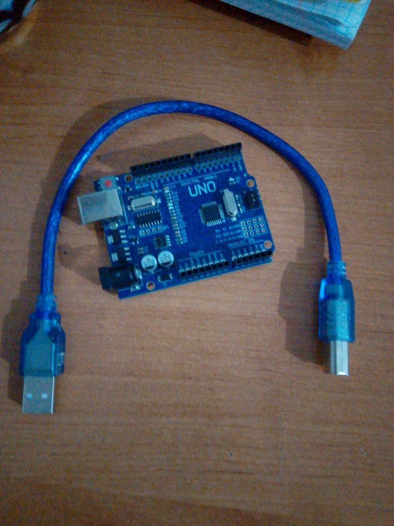 Arduino uno simi bilan