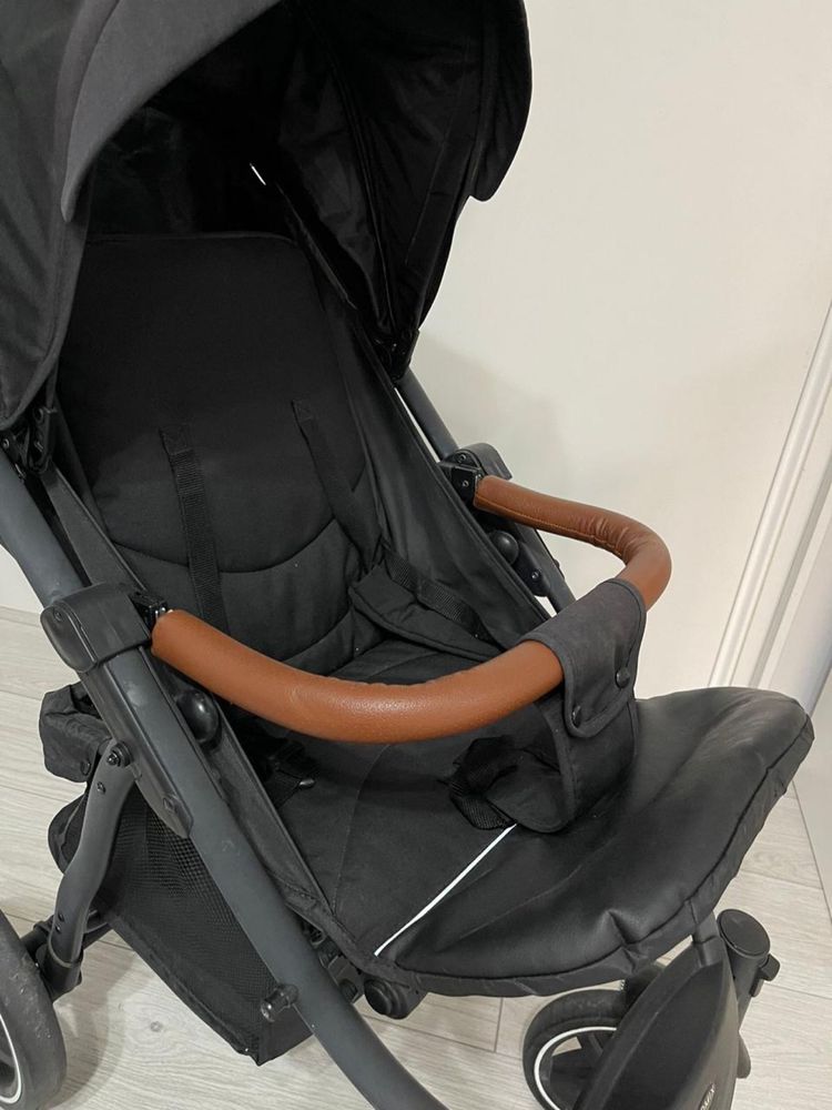 Продам коляску Tomix