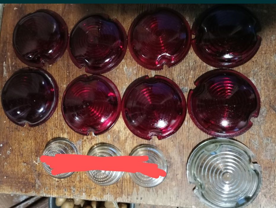 Продам стекла стоп сигнал Газ 69