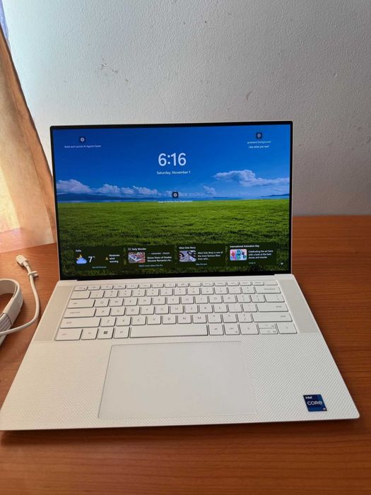 DELL XPS 9520 Core i9-12900HK 64GB RAM 2TB NVME Samsung 15.6" OLED