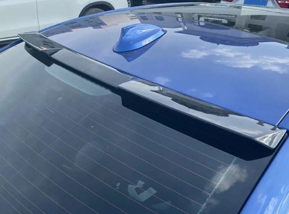 Eleron lip spoiler luneta BMW Seria 5 F10 model M4 vopsit negru lucios