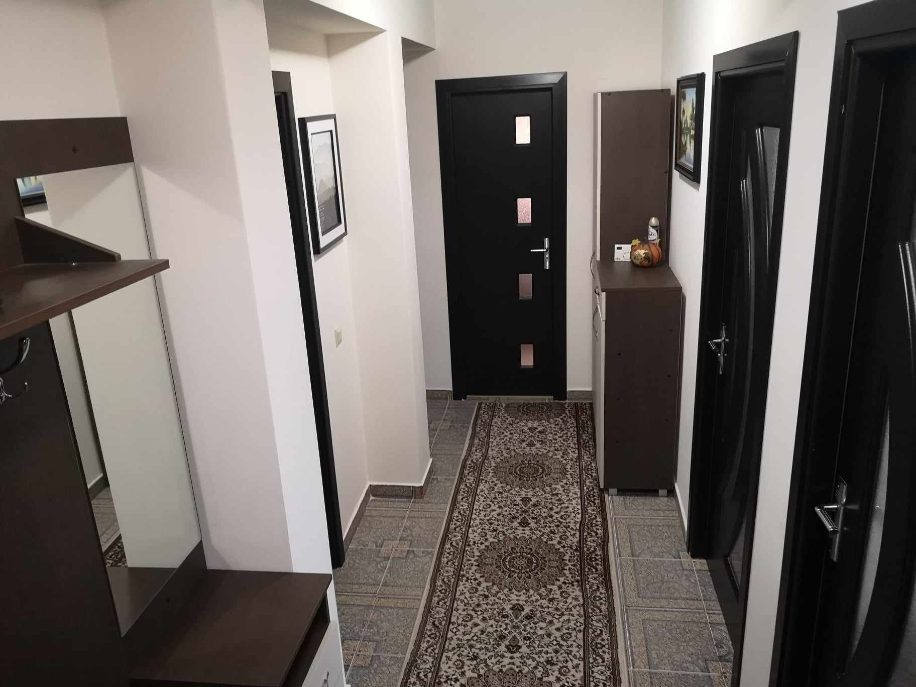 Apartament 3 cam, 2 loc parcare, bucătărie separata -direct proprietar