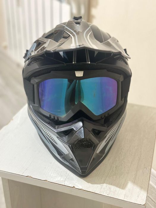 Шлем для мопед кроссовый