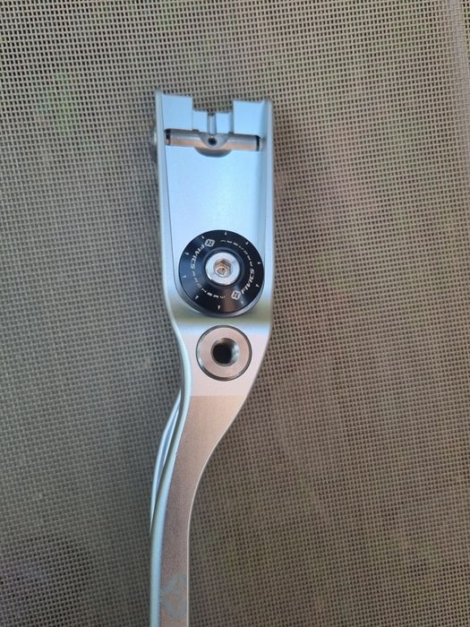 FIVICS VELLATOR 2 CROSA ARC RECURVE - Culoare : alb, Pozitie mana : RH