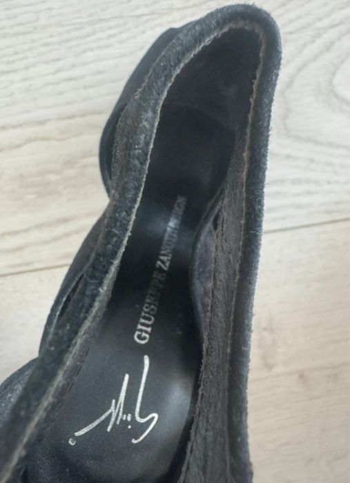 Pantofi