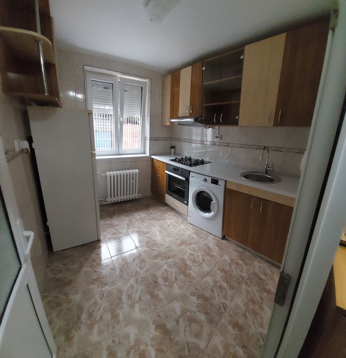 Vând garsonieră Palas Constanța