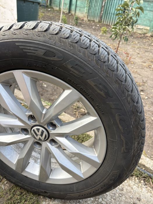 Roti pasaat b8 r16 cu anvelope de iarna