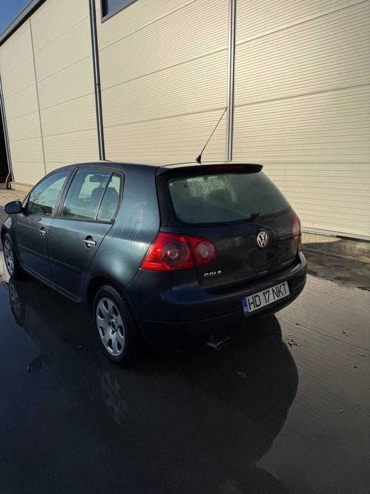 Volkswagen Golf 5 – 1.9 TDI, 105 CP – 2005 - 277.000 km