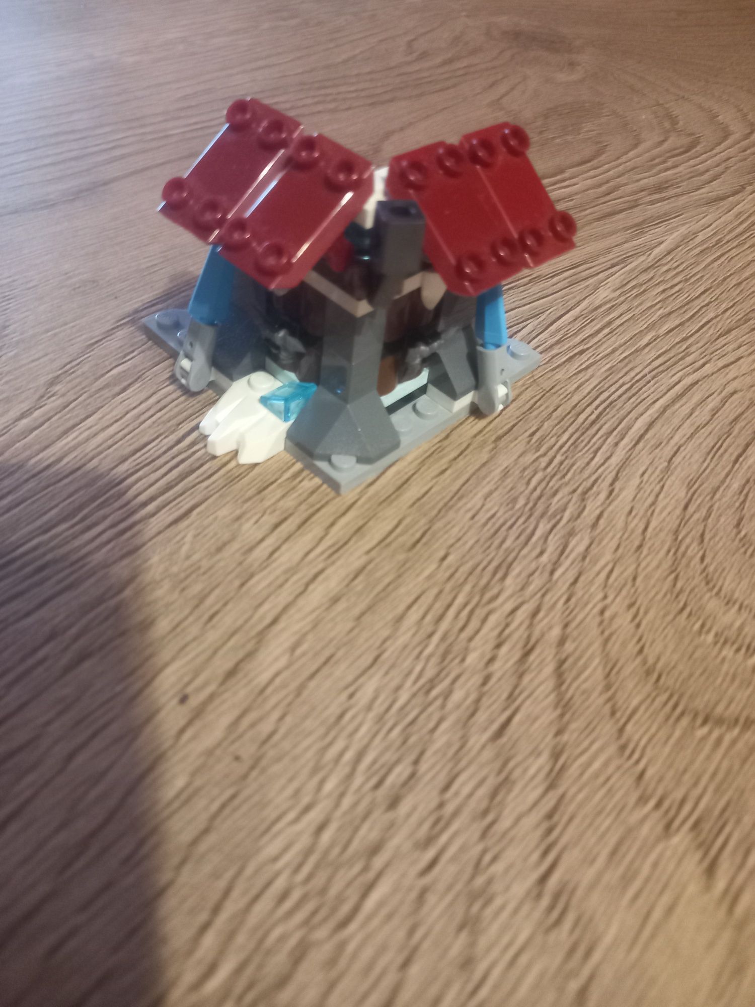 Lego ninjago paznicul ghetii