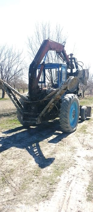 Трактор 28 погрузчик