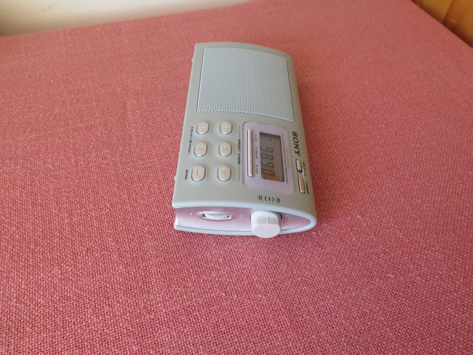 ново,Vintage, Sony ICF-M410L - радио