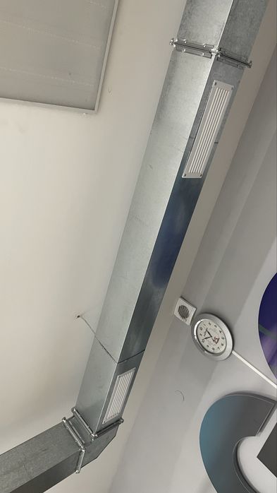 Продам вытяжки Б/У